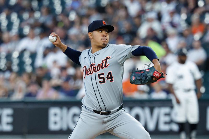 Aug 23, 2024; Chicago, Illinois, USA; Detroit Tigers starting pitcher Keider Montero (54) delivers a pitch against the Chicago White Sox during the first inning at Guaranteed Rate Field. Mandatory Credit: Kamil Krzaczynski-USA TODAY Sports