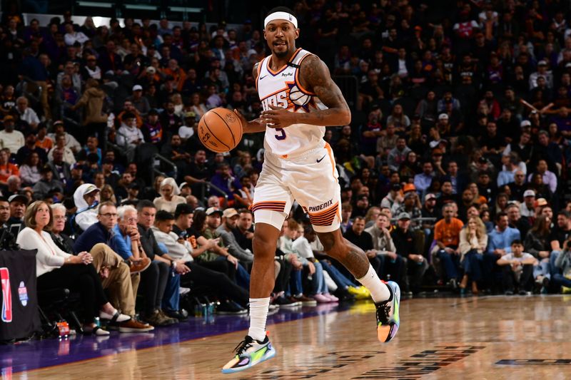 PHOENIX, AZ - NOVEMBER 4: Bradley Beal #3 of the Phoenix Suns dribbles the ball during the game against the Philadelphia 76ers on November 4, 2024 at Footprint Center in Phoenix, Arizona. NOTE TO USER: User expressly acknowledges and agrees that, by downloading and or using this photograph, user is consenting to the terms and conditions of the Getty Images License Agreement. Mandatory Copyright Notice: Copyright 2024 NBAE (Photo by Kate Frese/NBAE via Getty Images)