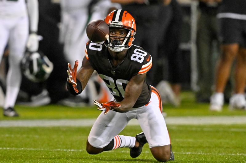 Cleveland Browns wide receiver Austin Watkins Jr. makes a catch for a first down against the New York Jets during the second half of the Hall of Fame NFL football preseason game Thursday, Aug. 3, 2023, in Canton, Ohio. (AP Photo/David Richard)