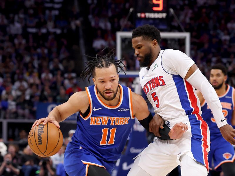 DETROIT, MICHIGAN - APRIL 27: Jalen Brunson #11 of the New York Knicks drives to the basket against Malik Beasley #5 of the Detroit Pistons in Game Four of the Eastern Conference First Round NBA Playoffs at Little Caesars Arena on April 27, 2025 in Detroit, Michigan. NOTE TO USER: User expressly acknowledges and agrees that, by downloading and or using this photograph, User is consenting to the terms and conditions of the Getty Images License Agreement. (Photo by Gregory Shamus/Getty Images)