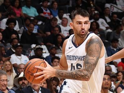 WASHINGTON, DC -? OCTOBER 28: John Konchar #46 of the Memphis Grizzlies drives to the basket during the game against the Washington Wizards on October 28, 2023 at Capital One Arena in Washington, DC. NOTE TO USER: User expressly acknowledges and agrees that, by downloading and or using this Photograph, user is consenting to the terms and conditions of the Getty Images License Agreement. Mandatory Copyright Notice: Copyright 2023 NBAE (Photo by Stephen Gosling/NBAE via Getty Images)