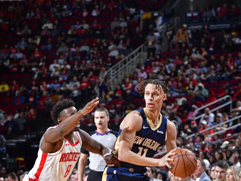 HOUSTON, TX - JANUARY 31:  Dyson Daniels #11 of the New Orleans Pelicans handles the ball during the game against the Houston Rockets on January 31, 2024 at the Toyota Center in Houston, Texas. NOTE TO USER: User expressly acknowledges and agrees that, by downloading and or using this photograph, User is consenting to the terms and conditions of the Getty Images License Agreement. Mandatory Copyright Notice: Copyright 2024 NBAE (Photo by Logan Riely/NBAE via Getty Images)