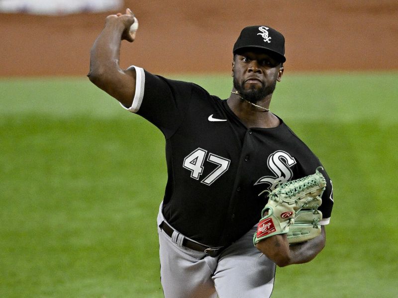 Aug 3, 2023; Arlington, Texas, USA; Chicago White Sox starting pitcher Touki Toussaint (47) pitches against the Texas Rangers during the first inning at Globe Life Field. Mandatory Credit: Jerome Miron-USA TODAY Sports