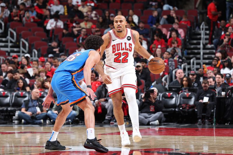 CHICAGO, IL - OCTOBER 26: Talen Horton-Tucker #22 of the Chicago Bulls brings the ball up court during the game against the Oklahoma City Thunder on October 26, 2024 at United Center in Chicago, Illinois. NOTE TO USER: User expressly acknowledges and agrees that, by downloading and or using this photograph, User is consenting to the terms and conditions of the Getty Images License Agreement. Mandatory Copyright Notice: Copyright 2024 NBAE (Photo by Jeff Haynes/NBAE via Getty Images)