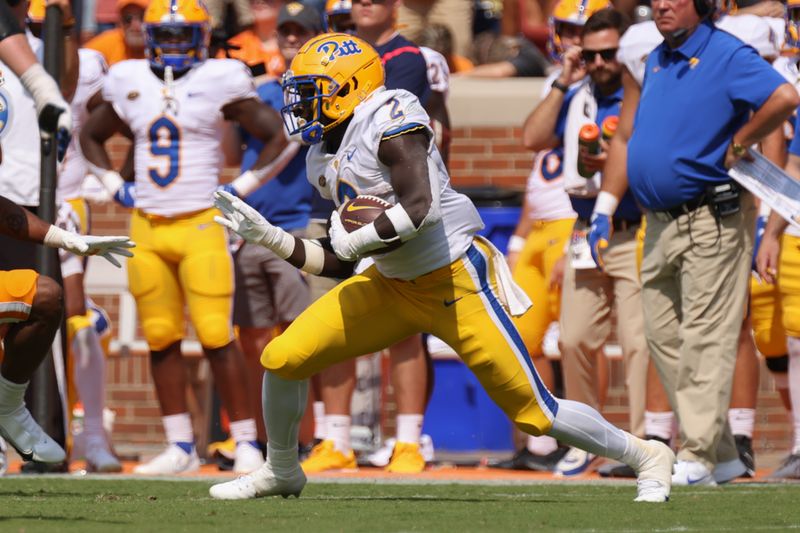 Sep 11, 2021; Knoxville, Tennessee, USA; Pittsburgh Panthers running back Israel Abanikanda (2) runs the ball against the Tennessee Volunteers during the second half at Neyland Stadium. Mandatory Credit: Randy Sartin-USA TODAY Sports