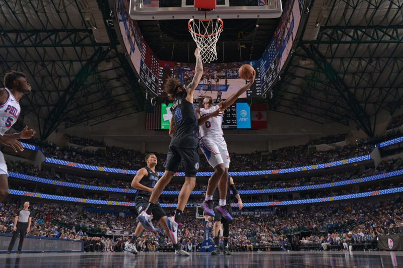 DALLAS, TX - MARCH 3: Tyrese Maxey #0 of the Philadelphia 76ers shoots the ball during the game against the Dallas Mavericks  on March 3, 2024 at the American Airlines Center in Dallas, Texas. NOTE TO USER: User expressly acknowledges and agrees that, by downloading and or using this photograph, User is consenting to the terms and conditions of the Getty Images License Agreement. Mandatory Copyright Notice: Copyright 2024 NBAE (Photo by Glenn James/NBAE via Getty Images)