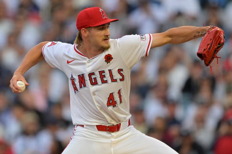 May 26, 2025; Anaheim, California, USA;  Los Angeles Angels starting pitcher Jack Kochanowicz (41) delivers to the plate in the second inning against the New York Yankees at Angel Stadium. Mandatory Credit: Jayne Kamin-Oncea-Imagn Images