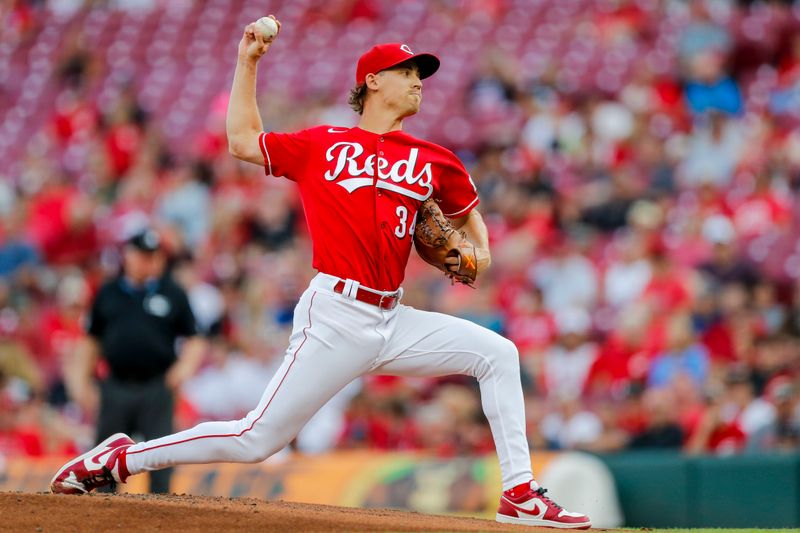 Aug 8, 2023; Cincinnati, Ohio, USA; Cincinnati Reds starting pitcher Luke Weaver (34) pitches against the Miami Marlins in the first inning at Great American Ball Park. Mandatory Credit: Katie Stratman-USA TODAY Sports