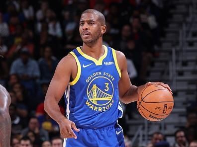 NEW ORLEANS, LA - OCTOBER 30: Chris Paul #3 of the Golden State Warriors dribbles the ball during the game against the New Orleans Pelicans on October 30, 2023 at Smoothie King Center in New Orleans, Louisiana. NOTE TO USER: User expressly acknowledges and agrees that, by downloading and or using this photograph, User is consenting to the terms and conditions of the Getty Images License Agreement. Mandatory Copyright Notice: Copyright 2023 NBAE (Photo by Jeff Haynes/NBAE via Getty Images)