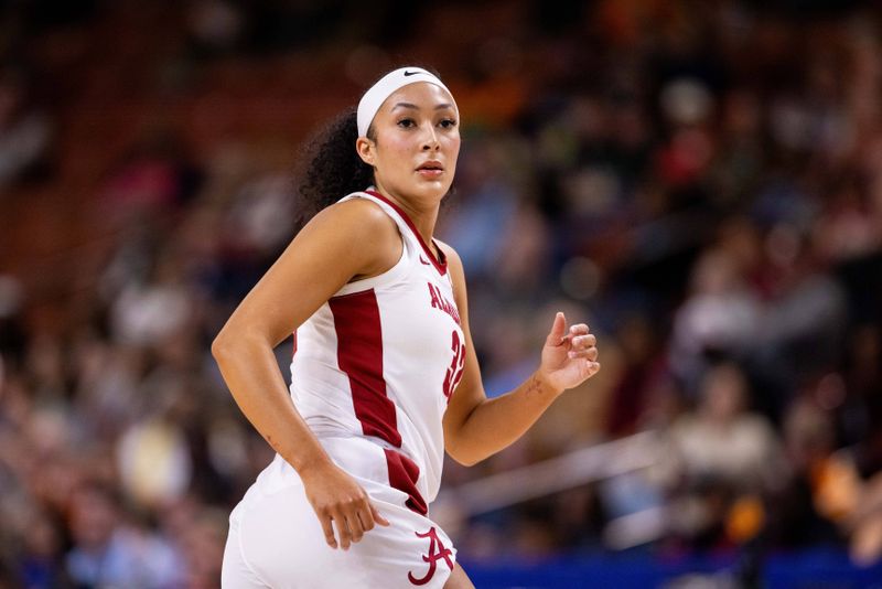 Mar 6, 2025; Greenville, SC, USA; Alabama Crimson Tide guard Aaliyah Nye (32) runs back against the Alabama Crimson Tide during the first half at Bon Secours Wellness Arena. Mandatory Credit: Scott Kinser-Imagn Images