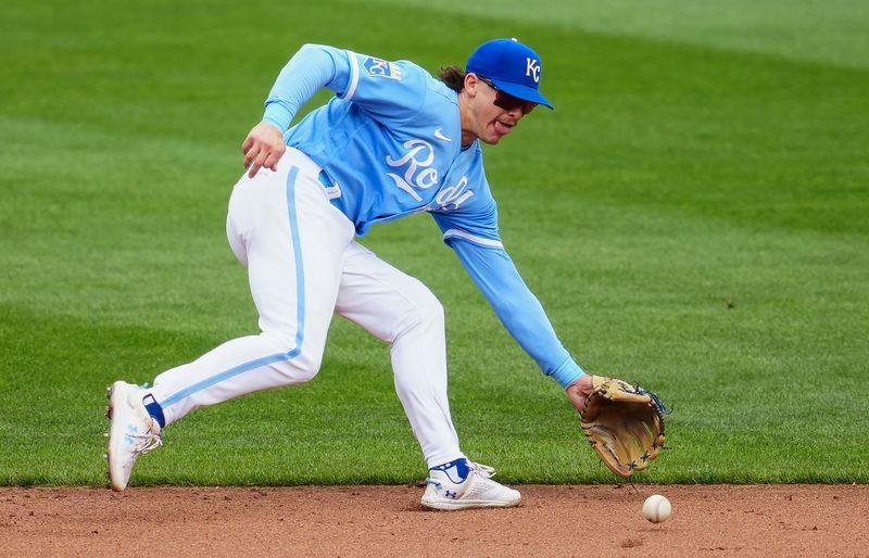 Apr 19, 2023; Kansas City, Missouri, USA; Kansas City Royals shortstop Bobby Witt Jr. (7) fields a ground ball during the fourth inning against the Texas Rangers at Kauffman Stadium. Mandatory Credit: Jay Biggerstaff-USA TODAY Sports