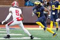 Michigan Wolverines Seek Redemption Against Indiana Hoosiers at Memorial Stadium