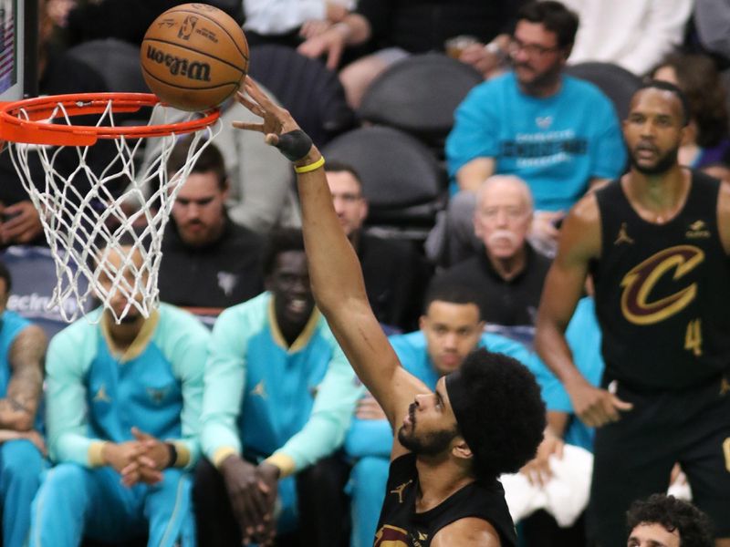 CHARLOTTE, NC - MARCH 27: Jarrett Allen #31 of the Cleveland Cavaliers shoots the ball during the game against the Charlotte Hornets on March 27, 2024 at Spectrum Center in Charlotte, North Carolina. NOTE TO USER: User expressly acknowledges and agrees that, by downloading and or using this photograph, User is consenting to the terms and conditions of the Getty Images License Agreement.  Mandatory Copyright Notice:  Copyright 2024 NBAE (Photo by Brock Williams-Smith/NBAE via Getty Images)