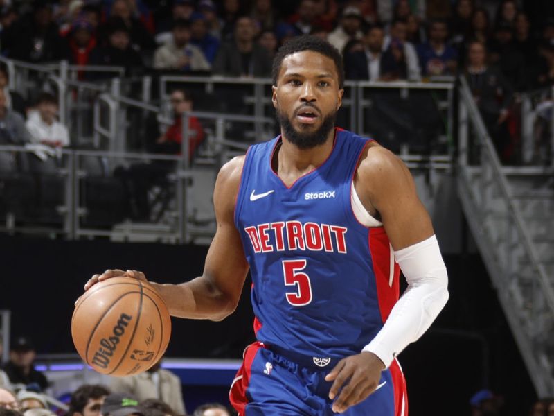 DETROIT, MI - JANUARY 03:  Malik Beasley #5 of the Detroit Pistons dribbles the ball during the game against the Charlotte Hornets on January 03, 2025 at Little Caesars Arena in Detroit, Michigan. NOTE TO USER: User expressly acknowledges and agrees that, by downloading and/or using this photograph, User is consenting to the terms and conditions of the Getty Images License Agreement. Mandatory Copyright Notice: Copyright 2025 NBAE (Photo by Brian Sevald/NBAE via Getty Images)