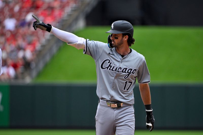 May 5, 2024; St. Louis, Missouri, USA;  Chicago White Sox second baseman Braden Shewmake (17) reacts after hitting a one run single against the St. Louis Cardinals during the seventh inning at Busch Stadium. Mandatory Credit: Jeff Curry-USA TODAY Sports
