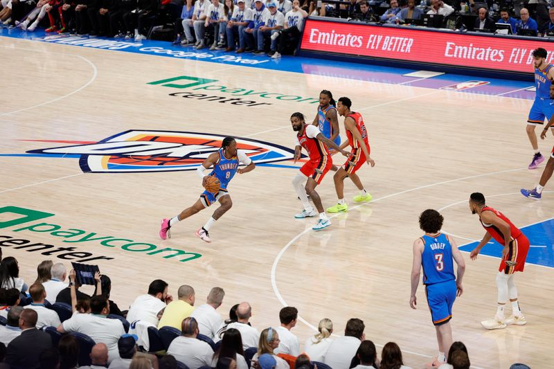 OKLAHOMA CITY, OK - APRIL 24: Jalen Williams #8 of the Oklahoma City Thunder dribbles the ball during the game against the New Orleans Pelicans during Round 1 Game 2 of the 2024 NBA Playoffs on April 24, 2024 at Paycom Arena in Oklahoma City, Oklahoma. NOTE TO USER: User expressly acknowledges and agrees that, by downloading and or using this photograph, User is consenting to the terms and conditions of the Getty Images License Agreement. Mandatory Copyright Notice: Copyright 2024 NBAE (Photo by Martin McGrew/NBAE via Getty Images)