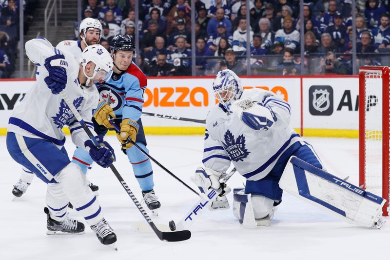 Winnipeg Jets vs. Toronto Maple Leafs: Odds Favor Home Ice Advantage