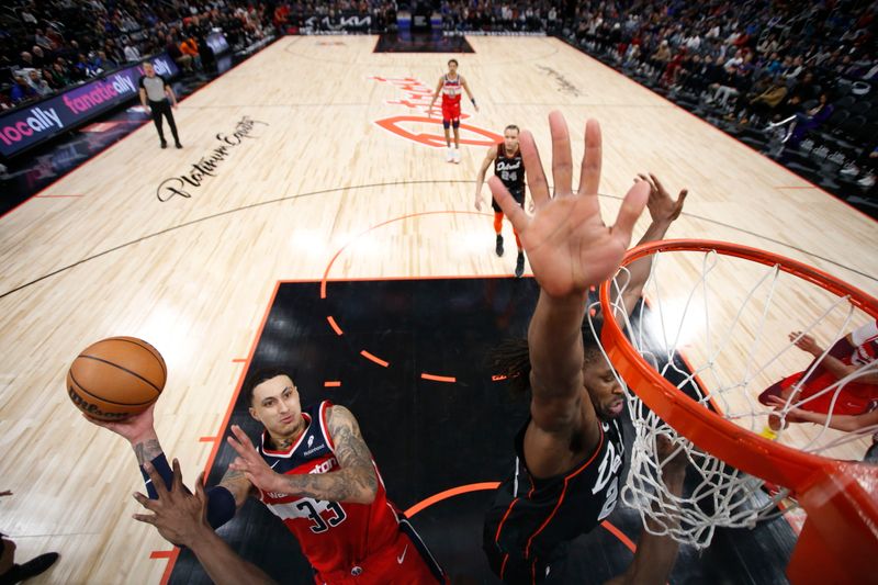 DETROIT, MI - JANUARY 27: Kyle Kuzma #33 of the Washington Wizards shoots the ball during the game against the Detroit Pistons on January 27, 2024 at Little Caesars Arena in Detroit, Michigan. NOTE TO USER: User expressly acknowledges and agrees that, by downloading and/or using this photograph, User is consenting to the terms and conditions of the Getty Images License Agreement. Mandatory Copyright Notice: Copyright 2024 NBAE (Photo by Brian Sevald/NBAE via Getty Images)