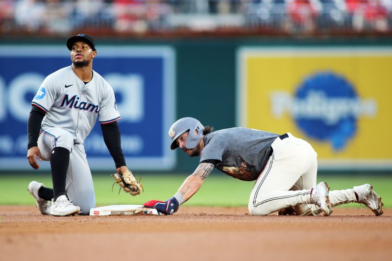 Sep 13, 2024; Washington, District of Columbia, USA; Washington Nationals outfielder Dylan Crews (3) steals second base during the first inning of a baseball game against the Miami Marlins at Nationals Park. Mandatory Credit: Daniel Kucin Jr.-Imagn Images
