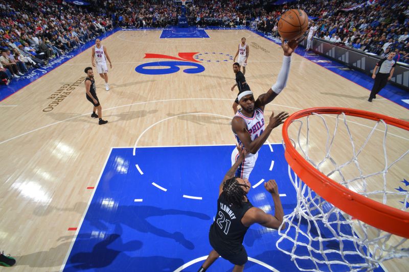 PHILADELPHIA, PA - APRIL 14: Paul Reed #44 of the Philadelphia 76ers shoots the ball during the game against the Brooklyn Nets on April 14, 2024 at the Wells Fargo Center in Philadelphia, Pennsylvania NOTE TO USER: User expressly acknowledges and agrees that, by downloading and/or using this Photograph, user is consenting to the terms and conditions of the Getty Images License Agreement. Mandatory Copyright Notice: Copyright 2024 NBAE (Photo by Jesse D. Garrabrant/NBAE via Getty Images)