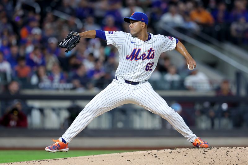 Sep 18, 2024; New York City, New York, USA; New York Mets starting pitcher Jose Quintana (62) pitches against the Washington Nationals during the first inning at Citi Field. Mandatory Credit: Brad Penner-Imagn Images