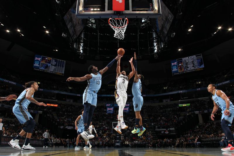 MEMPHIS, TN - NOVEMBER 29: CJ McCollum #3 of the New Orleans Pelicans drives to the basket during the game against the Memphis Grizzlies during the Emirates NBA Cup game on November 29, 2024 at FedExForum in Memphis, Tennessee. NOTE TO USER: User expressly acknowledges and agrees that, by downloading and or using this photograph, User is consenting to the terms and conditions of the Getty Images License Agreement. Mandatory Copyright Notice: Copyright 2024 NBAE (Photo by Joe Murphy/NBAE via Getty Images)