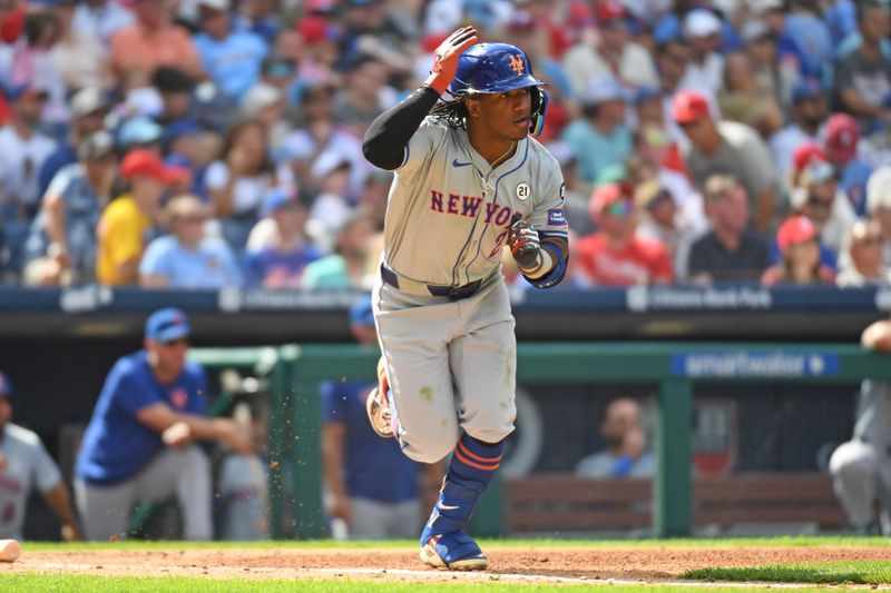 Sep 15, 2024; Philadelphia, Pennsylvania, USA;New York Mets shortstop Luisangel Acuña (2) flies out during the sixth inning against the Philadelphia Phillies at Citizens Bank Park. Mandatory Credit: Eric Hartline-Imagn Images