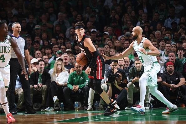 BOSTON, MA - OCTOBER 27: Tyler Herro #14 of the Miami Heat dribbles the ball during the game against the Boston Celtics on October 27, 2023 at the TD Garden in Boston, Massachusetts. NOTE TO USER: User expressly acknowledges and agrees that, by downloading and or using this photograph, User is consenting to the terms and conditions of the Getty Images License Agreement. Mandatory Copyright Notice: Copyright 2023 NBAE  (Photo by Brian Babineau/NBAE via Getty Images)