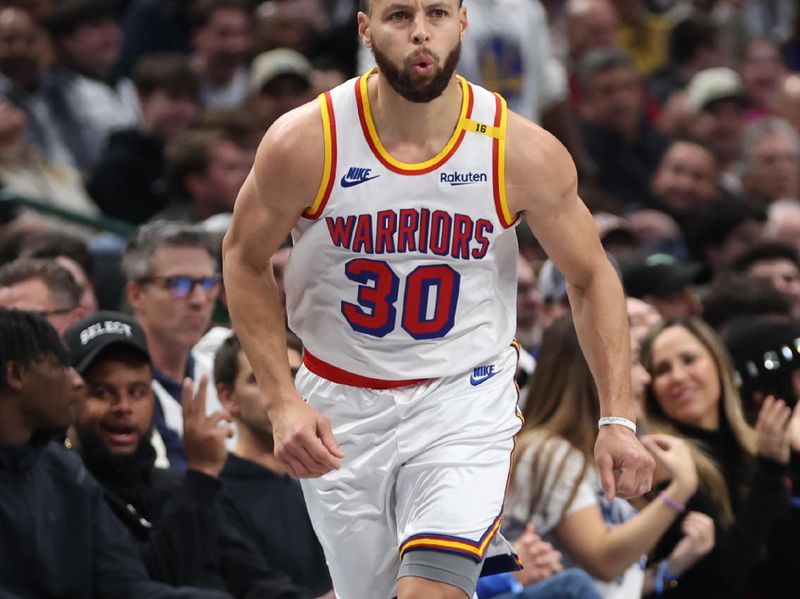 DALLAS, TX - FEBRUARY 12:  Stephen Curry #30 of the Golden State Warriors looks on during the game against the Dallas Mavericks on February 12, 2025 at American Airlines Center in Dallas, Texas. NOTE TO USER: User expressly acknowledges and agrees that, by downloading and or using this photograph, User is consenting to the terms and conditions of the Getty Images License Agreement. Mandatory Copyright Notice: Copyright 2025 NBAE (Photo by Tim Heitman/NBAE via Getty Images)