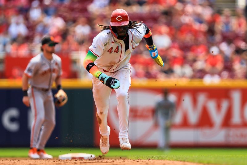 Aug 4, 2024; Cincinnati, Ohio, USA; Cincinnati Reds shortstop Elly De La Cruz (44) steals third in the sixth inning against the San Francisco Giants at Great American Ball Park. Mandatory Credit: Katie Stratman-USA TODAY Sports