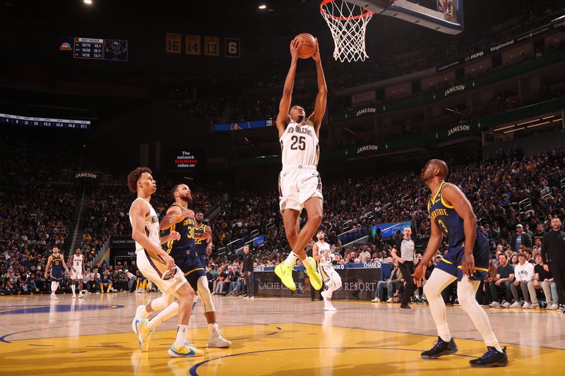 SAN FRANCISCO, CA - APRIL 12: Trey Murphy III #25 of the New Orleans Pelicans dunks the ball during the game against the Golden State Warriors  on April 12, 2024 at Chase Center in San Francisco, California. NOTE TO USER: User expressly acknowledges and agrees that, by downloading and or using this photograph, user is consenting to the terms and conditions of Getty Images License Agreement. Mandatory Copyright Notice: Copyright 2024 NBAE (Photo by Jed Jacobsohn/NBAE via Getty Images)