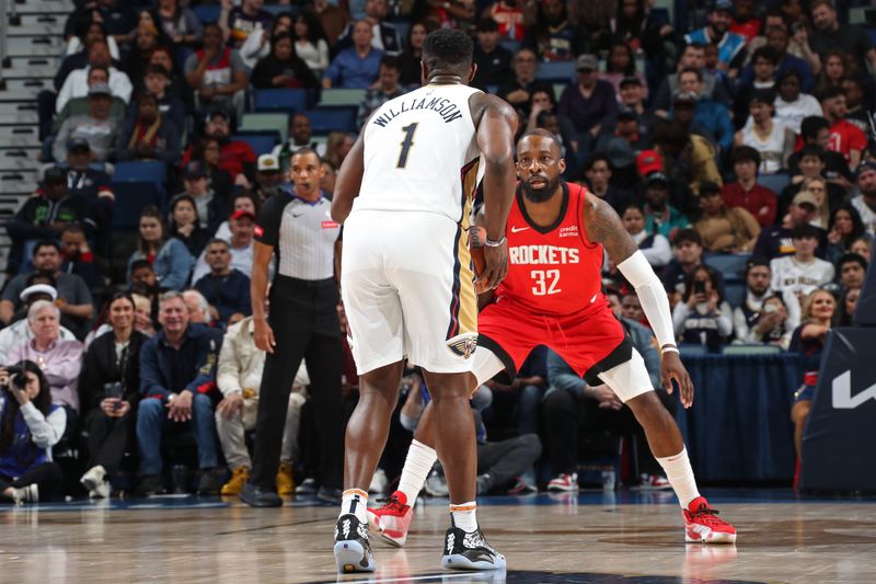 NEW ORLEANS, LA - FEBRUARY 22: Jeff Green #32 of the Houston Rockets  plays defense during the game against the New Orleans Pelicans on February 22, 2024 at the Smoothie King Center in New Orleans, Louisiana. NOTE TO USER: User expressly acknowledges and agrees that, by downloading and or using this Photograph, user is consenting to the terms and conditions of the Getty Images License Agreement. Mandatory Copyright Notice: Copyright 2024 NBAE (Photo by Layne Murdoch Jr./NBAE via Getty Images)