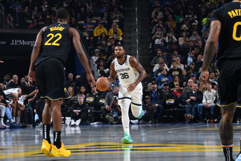 SAN FRANCISCO, CA - NOVEMBER 15: Marcus Smart #36 of the Memphis Grizzlies dribbles the ball during the game against the Golden State Warriors during the Emirates NBA Cup game on November 15, 2024 at Chase Center in San Francisco, California. NOTE TO USER: User expressly acknowledges and agrees that, by downloading and or using this photograph, user is consenting to the terms and conditions of Getty Images License Agreement. Mandatory Copyright Notice: Copyright 2024 NBAE (Photo by Noah Graham/NBAE via Getty Images)