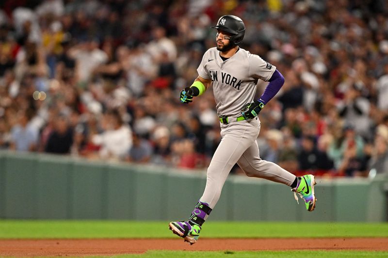 Sep 14, 2025; Boston, Massachusetts, USA;  New York Yankees shortstop Jose Caballero (72) runs the bases after hitting. Solo home run against the Boston Red Sox during the seventh inning at Fenway Park. Mandatory Credit: Brian Fluharty-Imagn Images