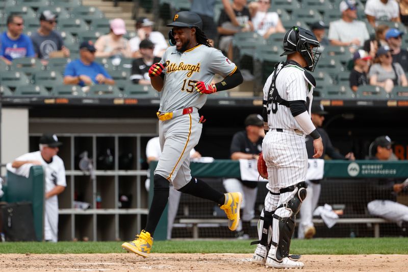 Jul 14, 2024; Chicago, Illinois, USA; Pittsburgh Pirates shortstop Oneil Cruz (15) scores against the Chicago White Sox during the seventh inning at Guaranteed Rate Field. Mandatory Credit: Kamil Krzaczynski-USA TODAY Sports