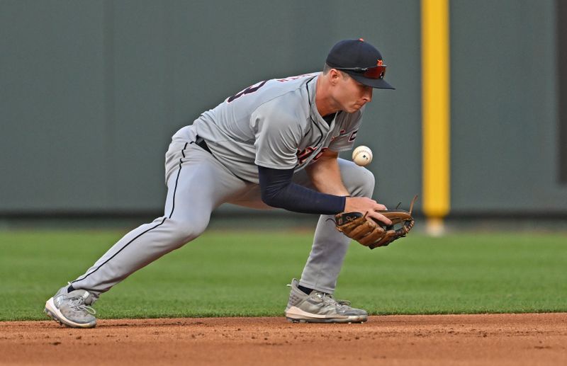 May 21, 2024; Kansas City, Missouri, USA;  Detroit Tigers second baseman Colt Keith (33) fields a ground ball in the first inning against the Kansas City Royals at Kauffman Stadium. Mandatory Credit: Peter Aiken-USA TODAY Sports