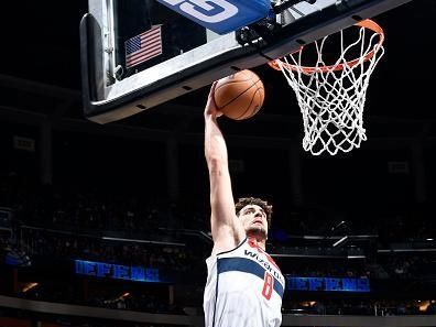 ORLANDO, FL - NOVEMBER 29: Deni Avdija #8 of the Washington Wizards drives to the basket during the game against the Orlando Magic on November 29, 2023 at Amway Center in Orlando, Florida. NOTE TO USER: User expressly acknowledges and agrees that, by downloading and or using this photograph, User is consenting to the terms and conditions of the Getty Images License Agreement. Mandatory Copyright Notice: Copyright 2023 NBAE (Photo by Fernando Medina/NBAE via Getty Images)