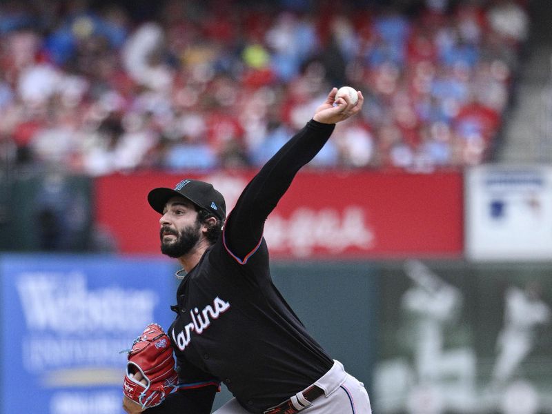 Apr 7, 2024; St. Louis, Missouri, USA; Miami Marlins pitcher Andrew Nardi (43)pitches against the St. Louis Cardinals during the seventh inning at Busch Stadium. Mandatory Credit: Jeff Le-USA TODAY Sports