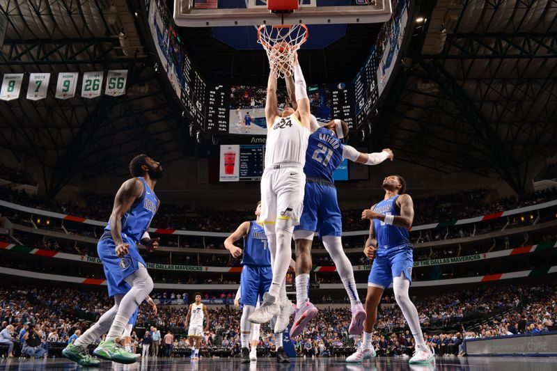 DALLAS, TX - OCTOBER 28: Walker Kessler #24 of the Utah Jazz dunks the ball during the game against the Dallas Mavericks on October 28, 2024 at American Airlines Center in Dallas, Texas. NOTE TO USER: User expressly acknowledges and agrees that, by downloading and or using this photograph, User is consenting to the terms and conditions of the Getty Images License Agreement. Mandatory Copyright Notice: Copyright 2024 NBAE (Photo by Glenn James/NBAE via Getty Images)