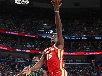 NEW ORLEANS, LA - NOVEMBER 4: Clint Capela #15 of the Atlanta Hawks shoots the ball during the game against the New Orleans Pelicans on November 4, 2023 at the Smoothie King Center in New Orleans, Louisiana. NOTE TO USER: User expressly acknowledges and agrees that, by downloading and or using this Photograph, user is consenting to the terms and conditions of the Getty Images License Agreement. Mandatory Copyright Notice: Copyright 2023 NBAE (Photo by Layne Murdoch Jr./NBAE via Getty Images)