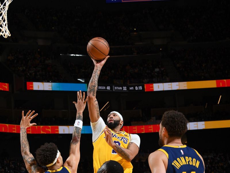 SAN FRANCISCO, CA - FEBRUARY 22:  Anthony Davis #3 of the Los Angeles Lakers goes to the basket during the game on February 22, 2024 at Chase Center in San Francisco, California. NOTE TO USER: User expressly acknowledges and agrees that, by downloading and or using this photograph, user is consenting to the terms and conditions of Getty Images License Agreement. Mandatory Copyright Notice: Copyright 2024 NBAE (Photo by Noah Graham/NBAE via Getty Images)