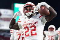 Will Houston Cougars Make a Comeback Against Cincinnati Bearcats?