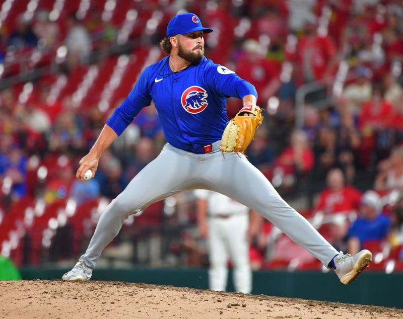 Jun 25, 2025; St. Louis, Missouri, USA;Chicago Cubs pitcher Porter Hodge (37) throws in relief against the St. Louis Cardinals in the ninth inning at Busch Stadium. Mandatory Credit: Tim Vizer-Imagn Images 