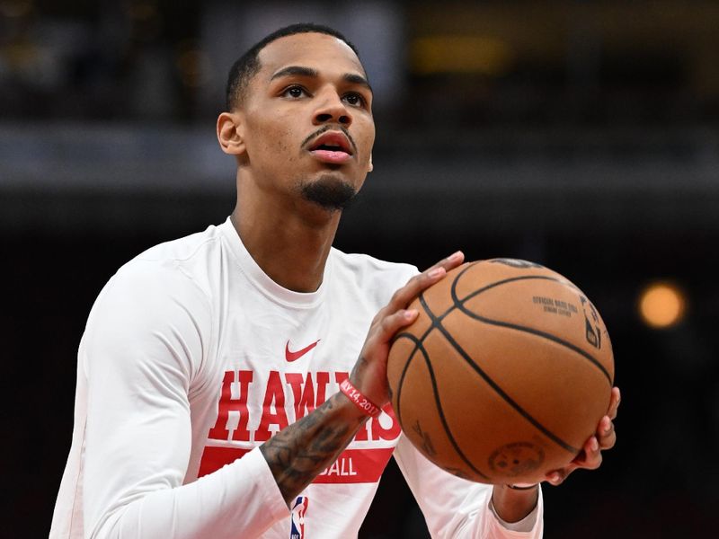 CHICAGO, ILLINOIS - APRIL 04: Dejounte Murray #5 of the Atlanta Hawks warms up before the game against the Chicago Bulls at United Center on April 04, 2023 in Chicago, Illinois. NOTE TO USER: User expressly acknowledges and agrees that, by downloading and or using this photograph, User is consenting to the terms and conditions of the Getty Images License Agreement.  (Photo by Quinn Harris/Getty Images)