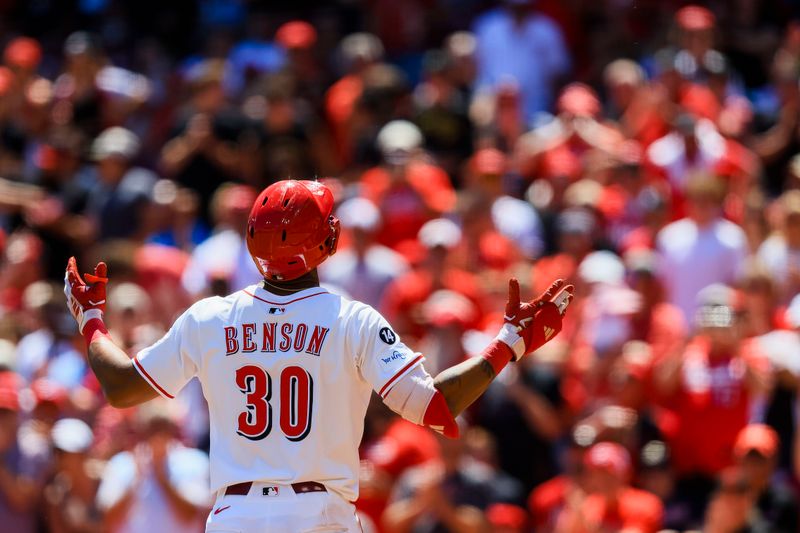 Can Guardians' Pitching Silence Reds' Bats at Progressive Field?