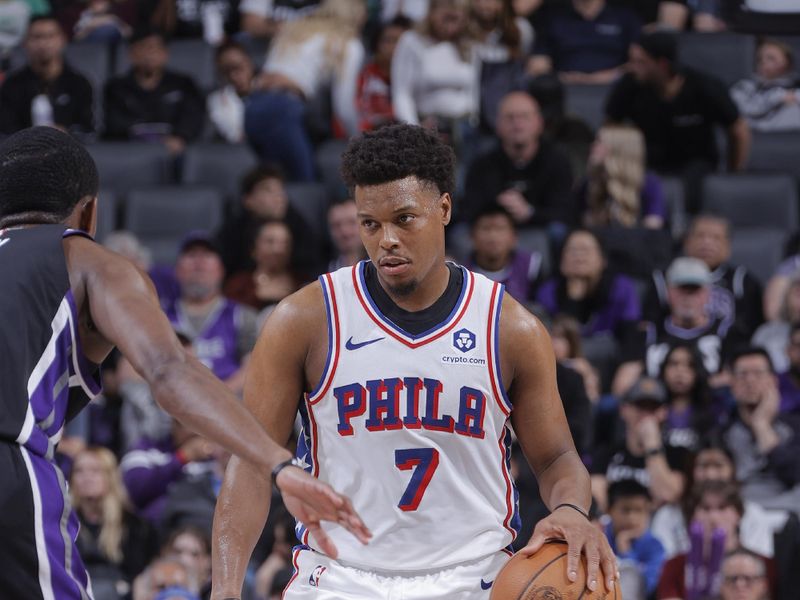 SACRAMENTO, CA - MARCH 25:  Kyle Lowry #7 of the Philadelphia 76ers handles the ball during the game  on March 25, 2024 at Golden 1 Center in Sacramento, California. NOTE TO USER: User expressly acknowledges and agrees that, by downloading and or using this Photograph, user is consenting to the terms and conditions of the Getty Images License Agreement. Mandatory Copyright Notice: Copyright 2024 NBAE (Photo by Rocky Widner/NBAE via Getty Images)