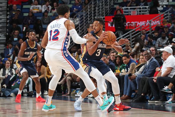 NEW ORLEANS, LA - NOVEMBER 29: CJ McCollum #3 of the New Orleans Pelicans handles the ball during the game against the Philadelphia 76ers on November 29, 2023 at the Smoothie King Center in New Orleans, Louisiana. NOTE TO USER: User expressly acknowledges and agrees that, by downloading and or using this Photograph, user is consenting to the terms and conditions of the Getty Images License Agreement. Mandatory Copyright Notice: Copyright 2023 NBAE (Photo by Layne Murdoch Jr./NBAE via Getty Images)