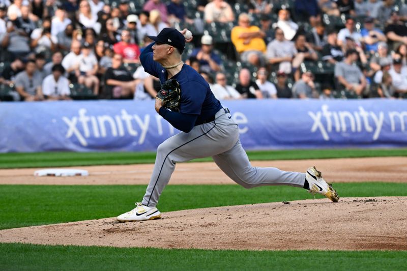 Jul 27, 2024; Chicago, Illinois, USA;  Seattle Mariners pitcher Bryan Woo (22)  pitches against the Chicago White Sox during the first inning at Guaranteed Rate Field. Mandatory Credit: Matt Marton-USA TODAY Sports