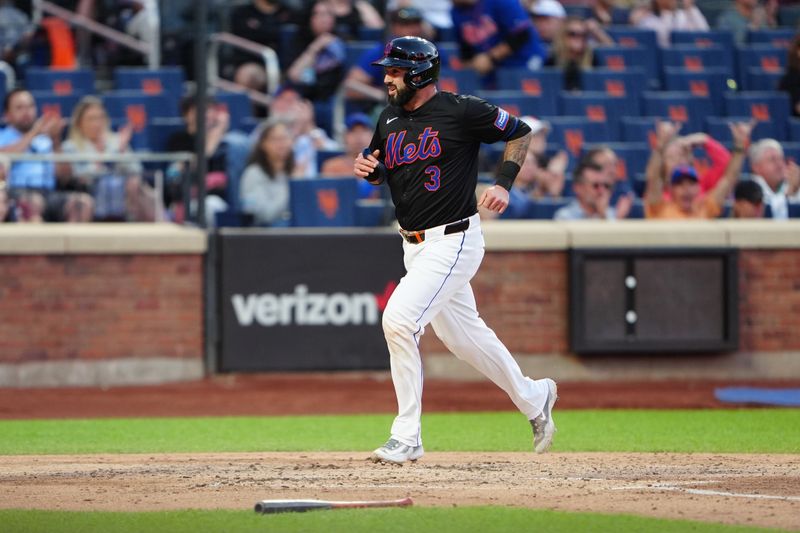 May 31, 2024; New York City, New York, USA; New York Mets catcher Tomas Nido (3) scores a run on shortstop Francisco Lindor (not pictured) RBI double against the Arizona Diamondbacks during the second inning at Citi Field. Mandatory Credit: Gregory Fisher-USA TODAY Sports