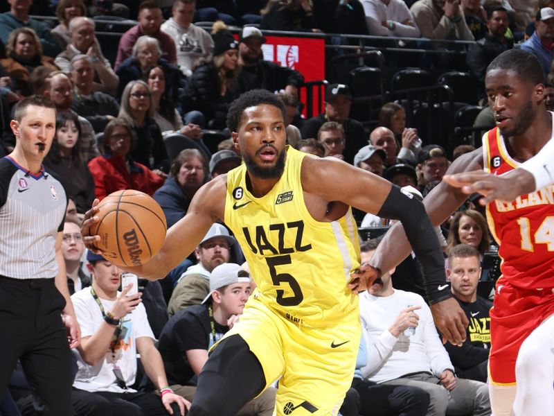 SALT LAKE CITY, UT - FEBRUARY 3: Malik Beasley #5 of the Utah Jazz dribbles the ball during the game against the Atlanta Hawks on February 3, 2023 at vivint.SmartHome Arena in Salt Lake City, Utah. NOTE TO USER: User expressly acknowledges and agrees that, by downloading and or using this Photograph, User is consenting to the terms and conditions of the Getty Images License Agreement. Mandatory Copyright Notice: Copyright 2023 NBAE (Photo by Melissa Majchrzak/NBAE via Getty Images)